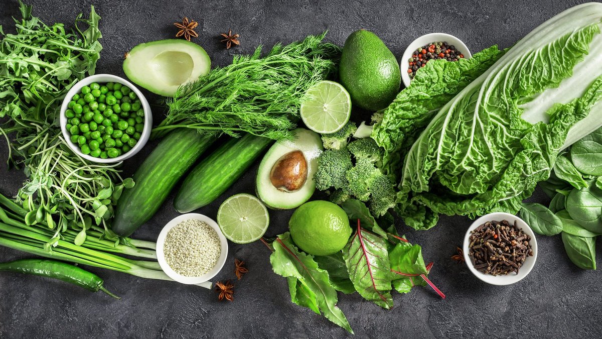 GreenVegetables-istock-med-2048x1152.max-1600x900