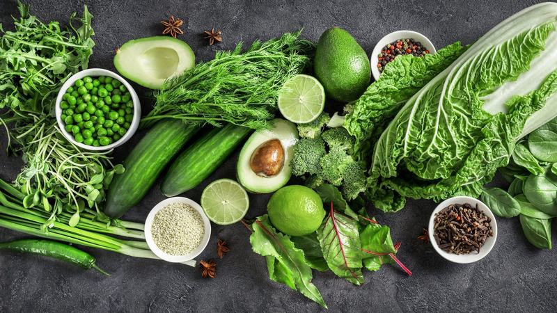 Fresh green leafy vegetables and produce, symbolizing gut-brain nutrition for mental fitness